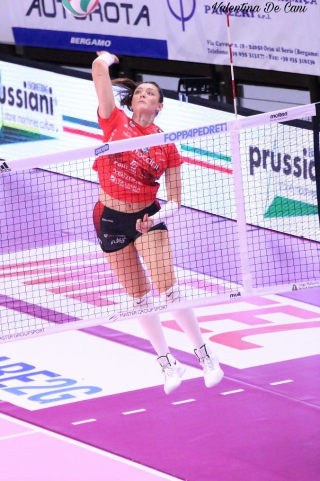 Montibeller-Rosamaria-attacco-696x1044